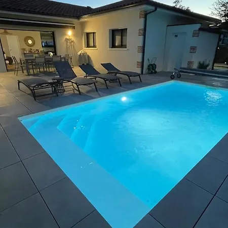 Alaïa Neuve Avec Piscine, Pétanque Proche Et Golf Villa