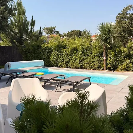 Villa Alaïa Neuve Avec Piscine, Pétanque Proche Et Golf